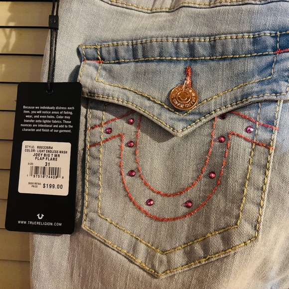 True Religion Joey Flap Pink Back Pocket Stitching with Pink Crystals Size 31 - Picture 1 of 8